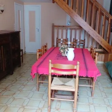 With 3 Bedrooms In Palais Sur Mer With Shared Pool Enclosed Garden And Wifi 1 Km From The Beach