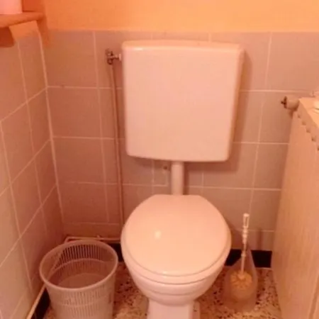 With 3 Bedrooms In Palais Sur Mer With Shared Pool Enclosed Garden And Wifi 1 Km From The Beach Apartment *